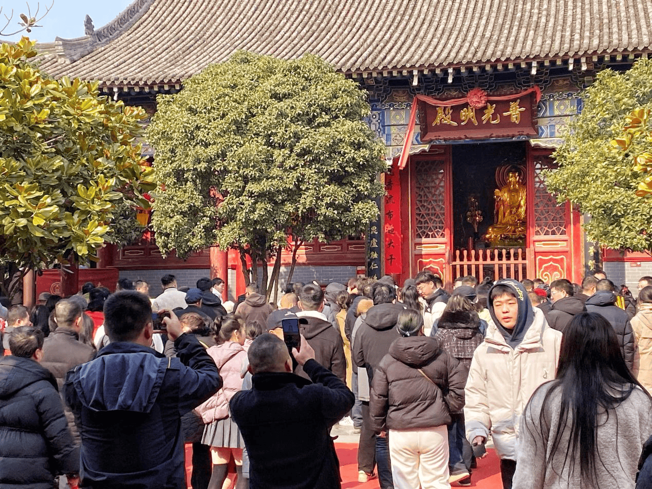景区资讯｜法门文化景区正月初一日接待游客量突破10万人次