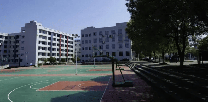 【开学资讯】长沙望城职业中专学校 2025 新生入学须知