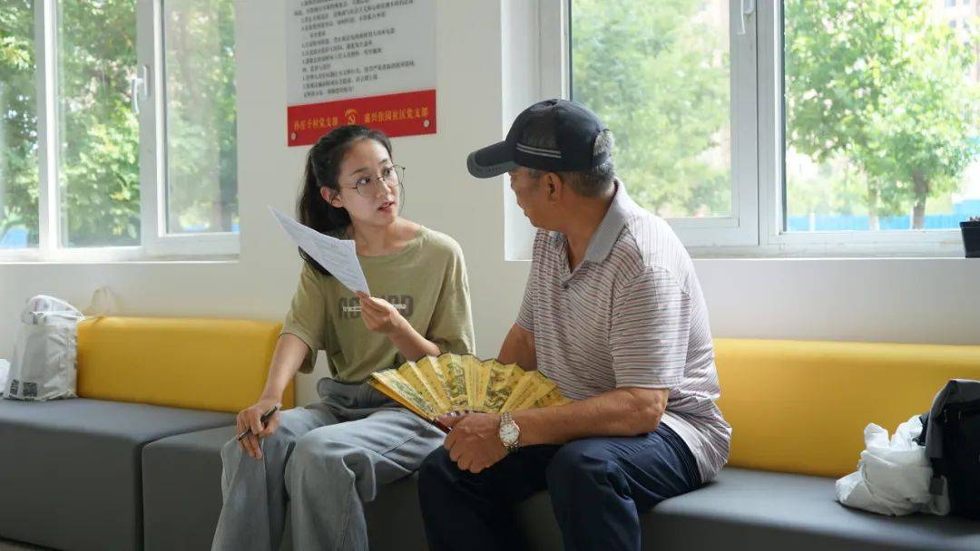 校园资讯丨有医说医：护脑科普进社区，量压送暖惠银龄